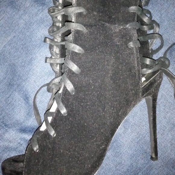 "  LACE IT UP GLADIATOR VIBE "  BOOTS Women – Black - Picture 3 of 4